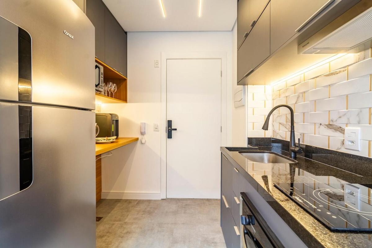 Fl1210 - Fl1210 Novinho E Equipado No Coracao Da Faria Lima Apartamento *